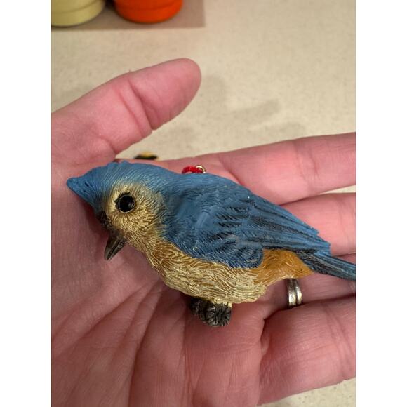 Set of 3 poly resin bird ornaments - Picture 2 of 7